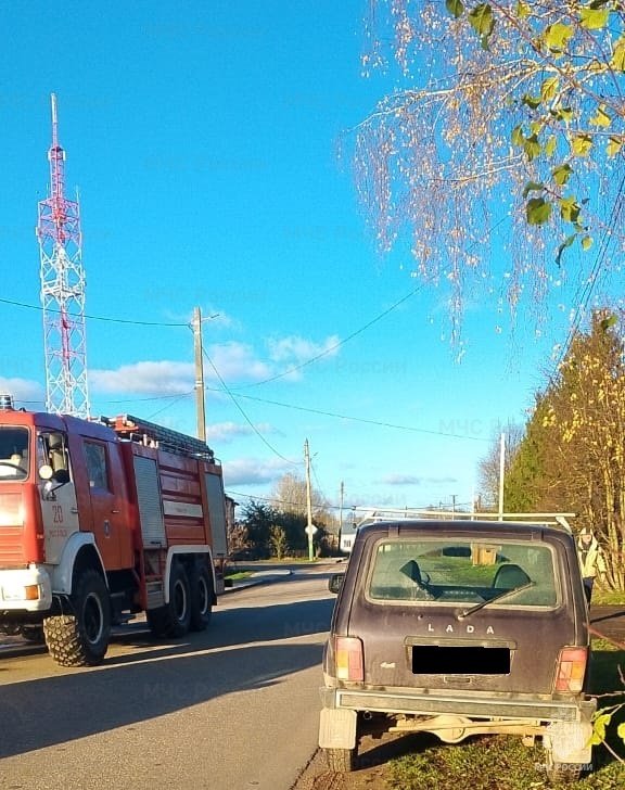 Спасатели МЧС принимали участие в ликвидации ДТП в г. Мосальск, ул. Калужская